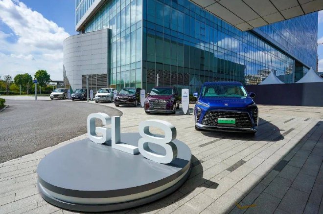 吹响反攻号角！别克GL8定义MPV巅峰