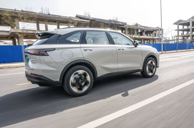 二代Hi4+视觉智驾 试驾体验二代哈弗枭龙MAX