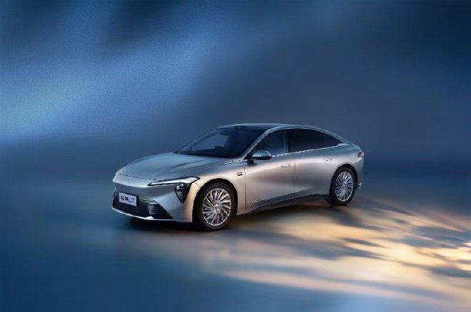 通用汽车二季度调整后息税前利润30亿美元