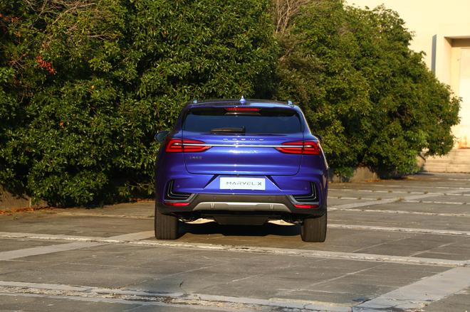 荣威marvel x正式发布 售26.88-30.88万