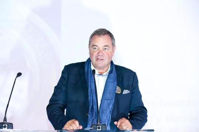 轩辕奖评审团主席、奥地利EFS汽车企业咨询有限公司总裁雷霆生