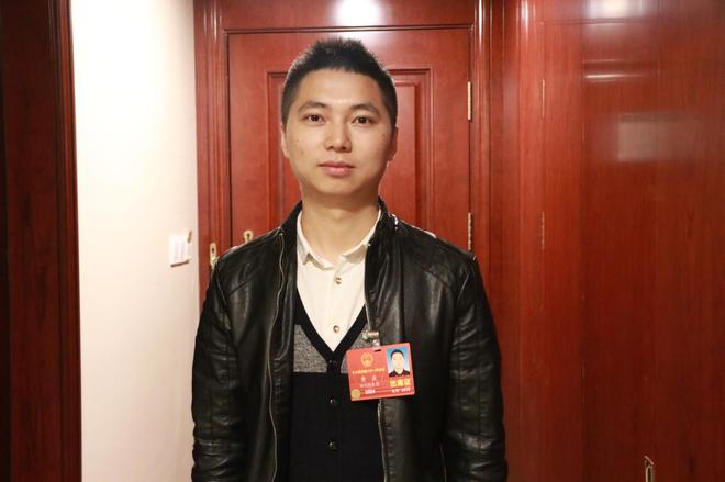 全国人大代表、一汽-大众成都分公司员工黄波