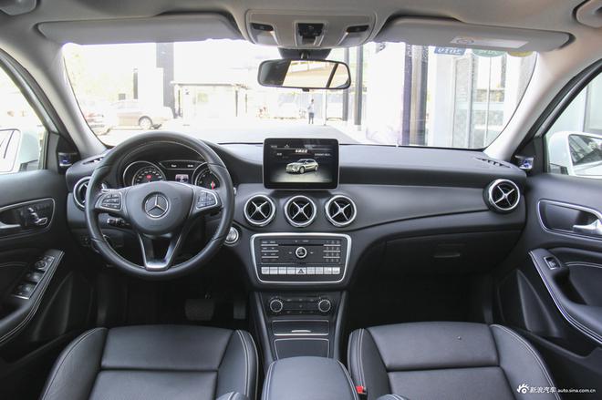 2019款奔驰GLA上市 售价27.13-39.58万元