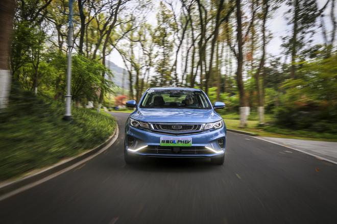 有优势也有短板 试驾吉利帝豪GL PHEV