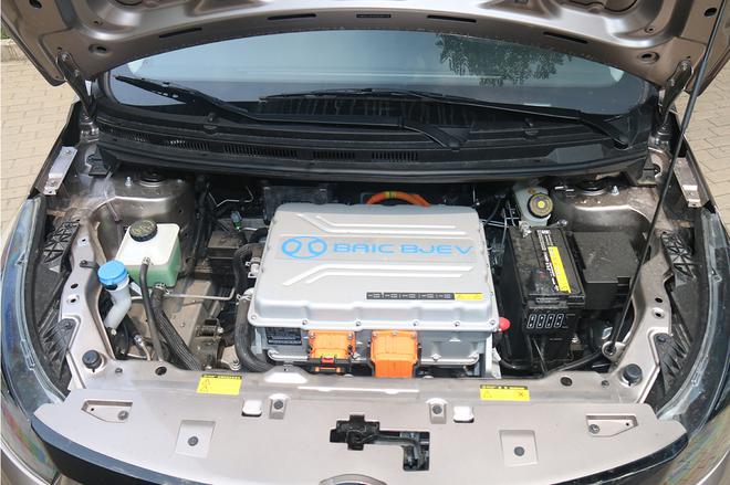 北汽新能源EC5上市 补贴后9.99-11.99万元
