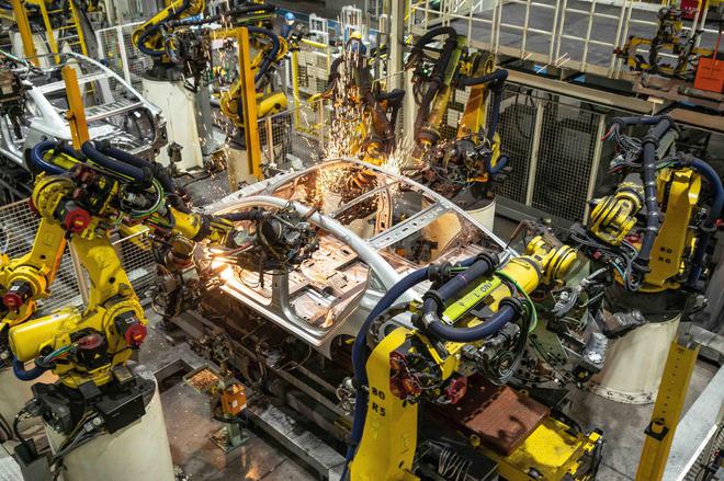 打造自主品控标杆？探访上汽乘用车郑州智能制造数字化工厂