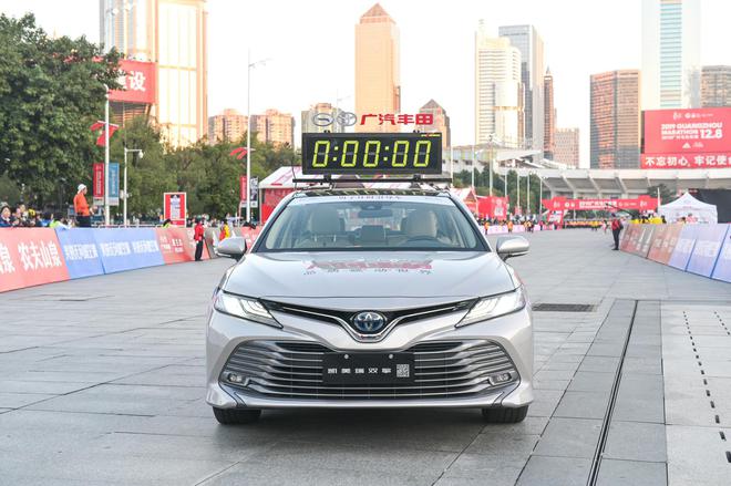 威兰达“威丰”亮相广马  广汽丰田明星阵容为选手助威