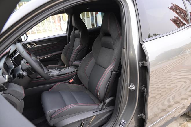 领克05正式上市 售价17.58-21.28万元