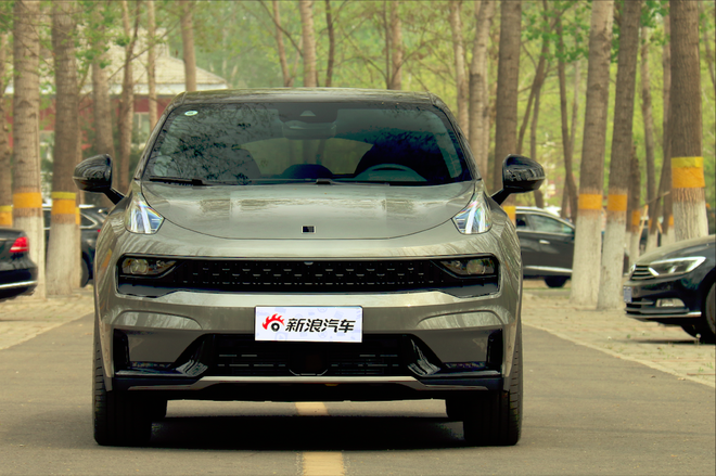 领克05正式上市 售价17.58-21.28万元