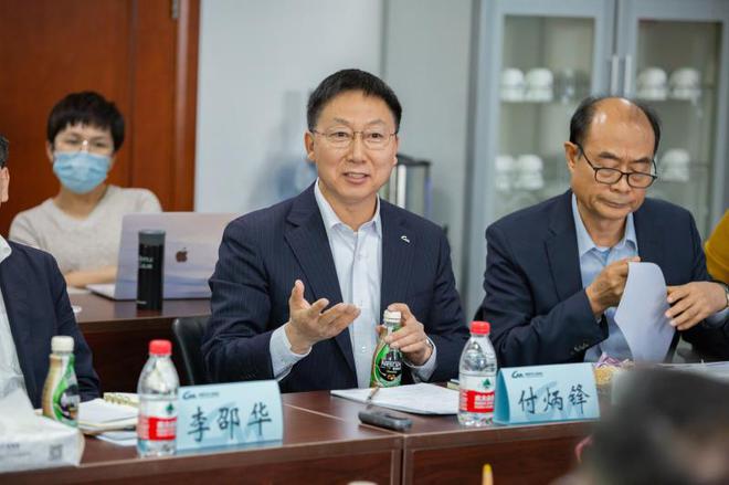 中国汽车工业协会常务副会长兼秘书长付炳锋