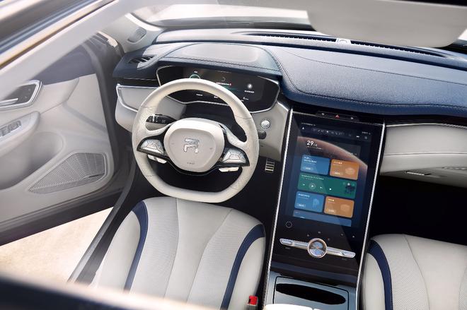 即刻兑现5G时代出行想象全球首款5G智能汽车——MARVEL R震撼上市 售价21.98万起