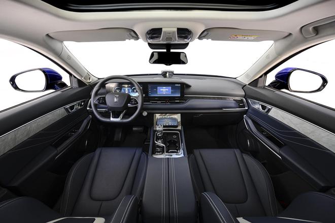 奔腾T99机长版正式上市 售价19.19万元