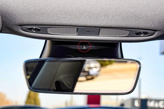 用户隐私保护成难题 车内摄像头躺枪