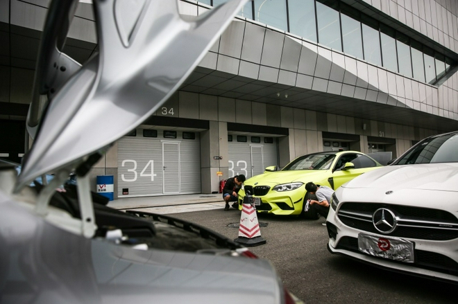 雨中角逐 V1场地挑战赛官方测试圆满落幕