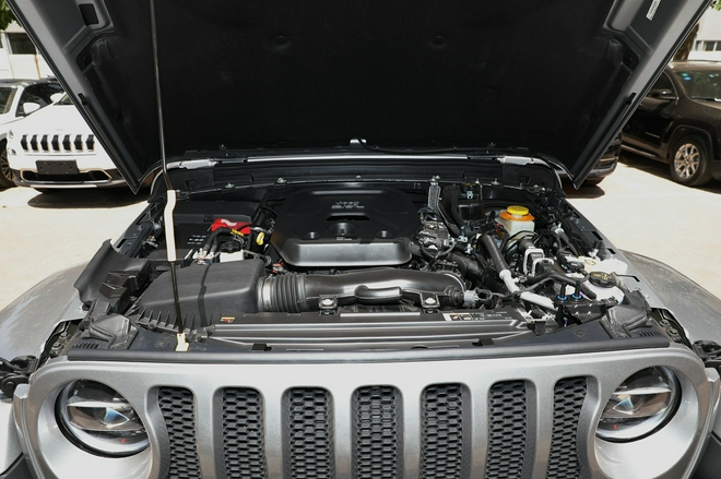 不用非得买房车 这几款原厂车型就能带你去玩去野