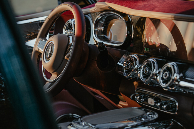 女性与共创 欧拉朋克猫的艺术之旅