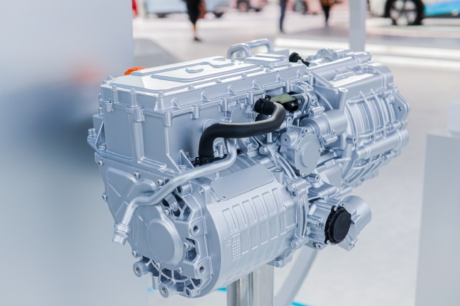 续航突破1000km 广汽埃安AION LX Plus电池技术解析