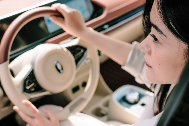 对话“大女生” 欧拉好猫比女人更爱女人