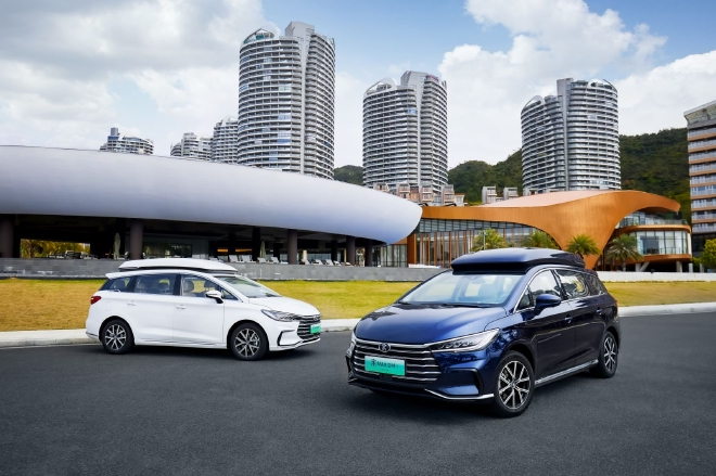 综合续航1090公里 2022款宋MAX DM-i售价14.58-17.28万元