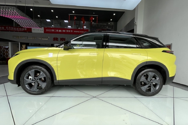 颜值、科技都有惊喜 北汽魔方到店实拍