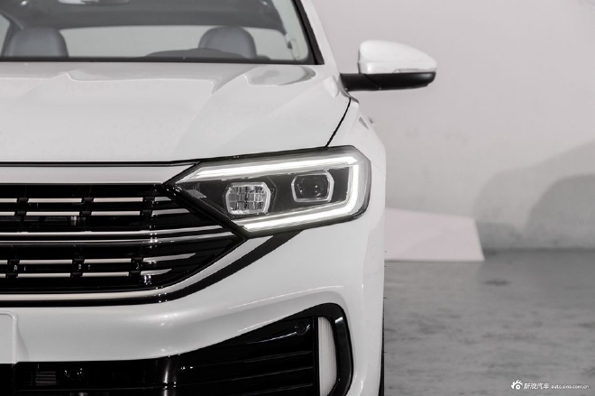 首推1.4T自动超越PLUS版 新速腾购车推荐