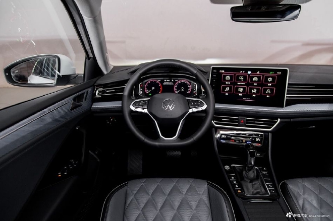 首推1.4T自动超越PLUS版 新速腾购车推荐