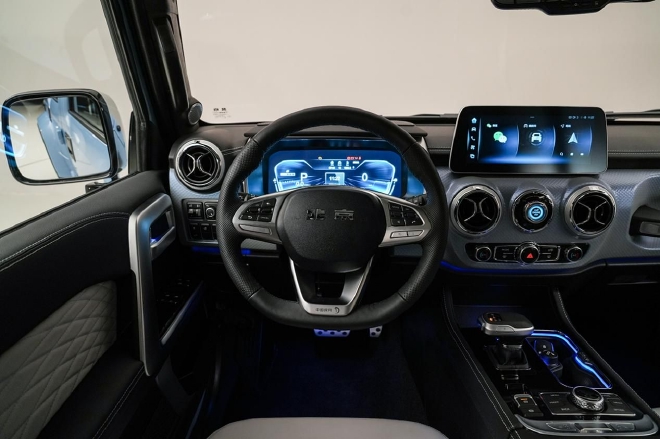 城市中的硬派风景线 实拍2023款BJ40城市猎人版