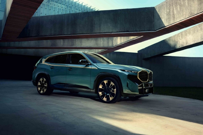 创新BMW XM全球首发 预售价人民币236万元