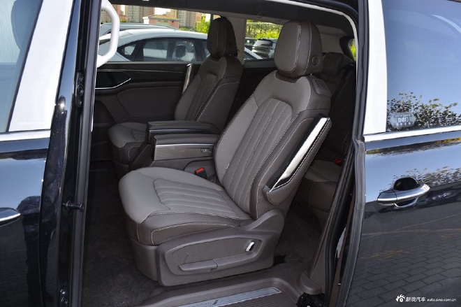 满载自驾游的幸福 4款大空间7座MPV推荐