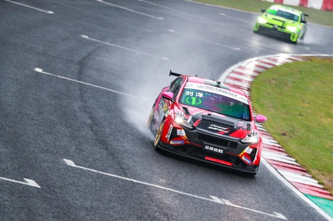 再掀“国潮”，东风风神再牵国手天团推线上公益直播课第二季