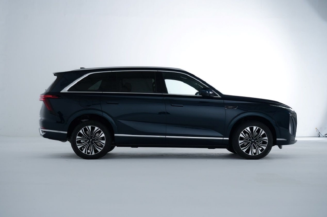 会是更好的那一台大六座SUV吗？ 实拍体验魏牌蓝山DHT-PHEV