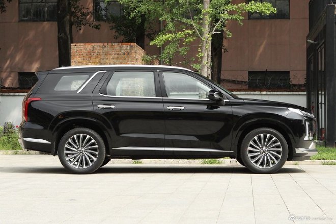 七剑下天山 50万内为数不多的6缸车推荐