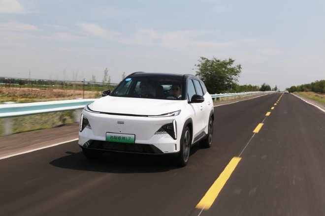 What it should look like in a comfortable journey, long-distance test drive Galaxy L7