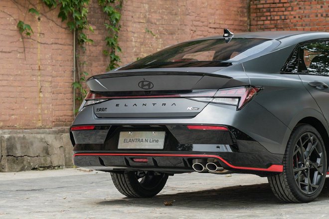 中期改款，套件加身 实拍北京现代伊兰特N Line