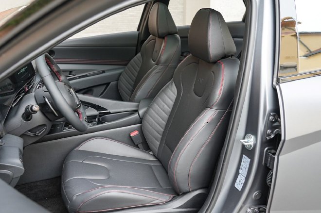 中期改款，套件加身 实拍北京现代伊兰特N Line