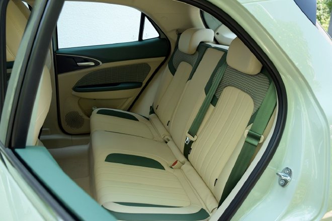 动力提升明显 试驾2023款欧拉好猫尊荣型