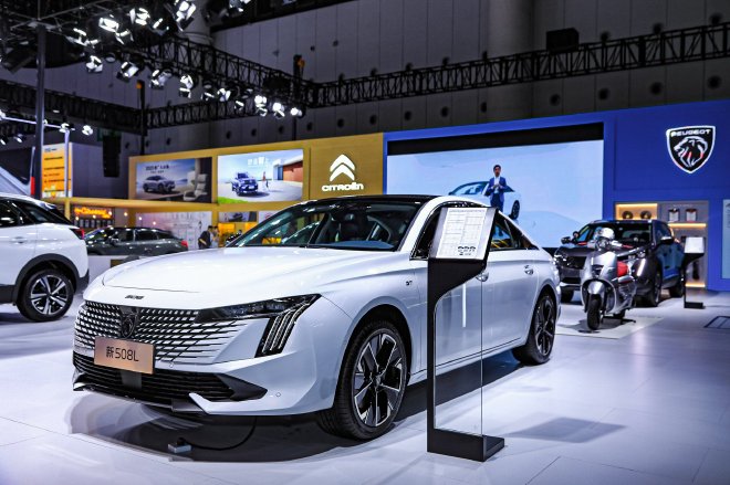 三车齐上市 东风雪铁龙、东风标致闪耀成都车展