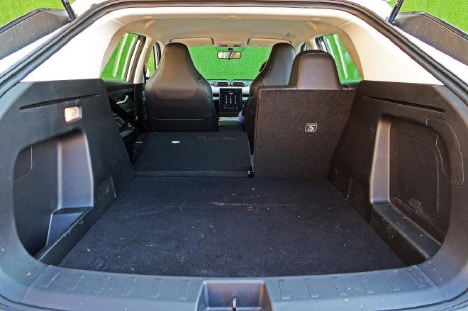 质朴无华的纯电实力派 东风风神SKY EV01试驾