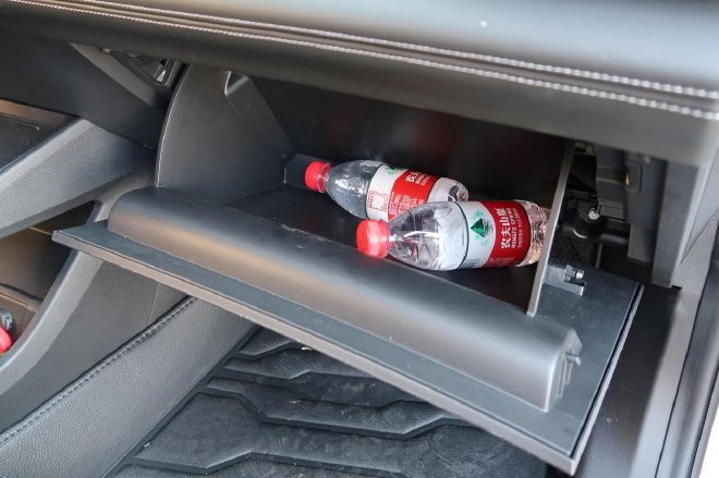 质朴无华的纯电实力派 东风风神SKY EV01试驾