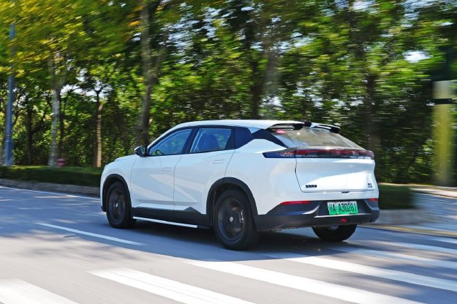 质朴无华的纯电实力派 东风风神SKY EV01试驾