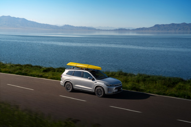 销量集体走高 11月新能源车企晒成绩单