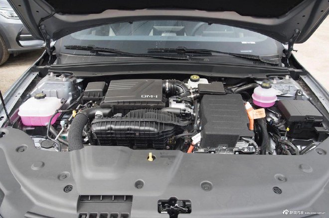 销量大幅领先第二名 比亚迪秦2023年度销冠稳了