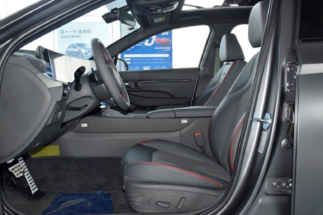 即将上市 北京现代第十一代索纳塔到店体验