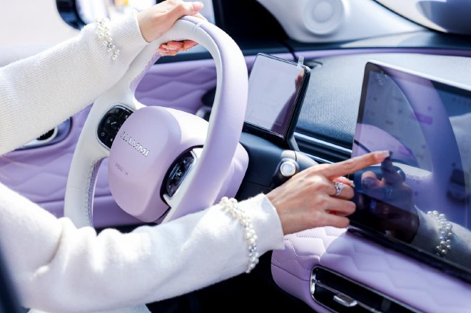 官促保价，东风纳米01上新