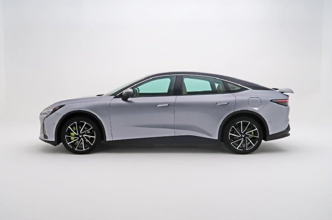 极狐阿尔法S5静态解析 20万级纯电轿车再迎王炸产品