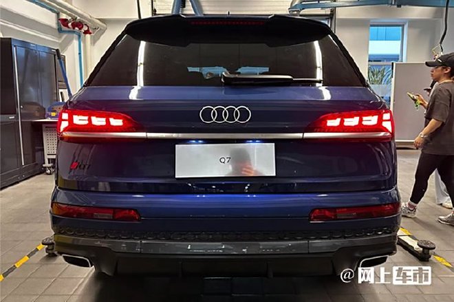 换装全新中网 新款奥迪Q7谍照曝光