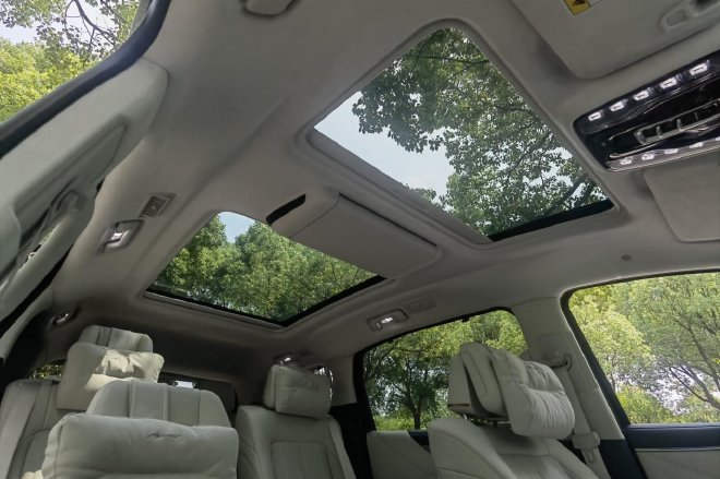 一次自我超越 试驾上汽通用别克全新GL8陆尊PHEV