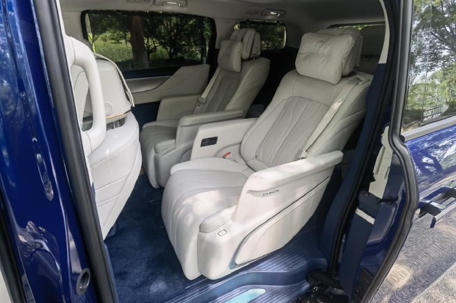 一次自我超越 试驾上汽通用别克全新GL8陆尊PHEV