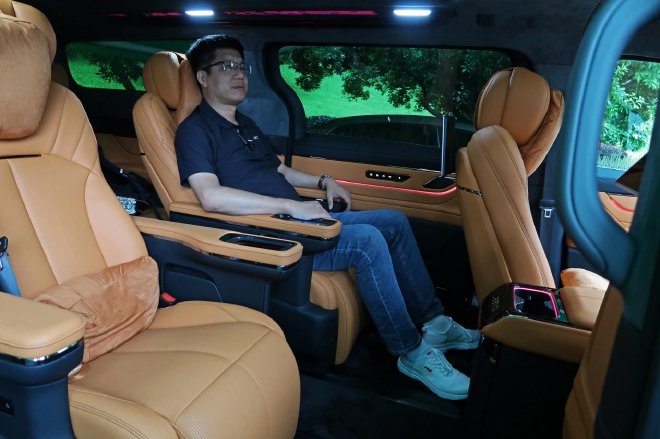 LEVC L380试驾 “陆地空客”尊享未来出行