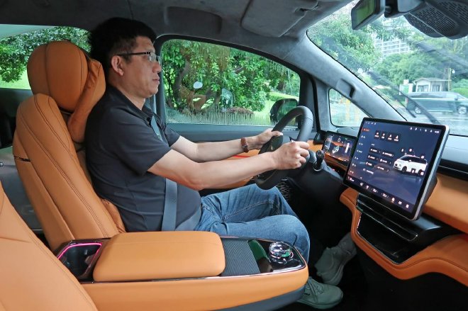 LEVC L380试驾 “陆地空客”尊享未来出行